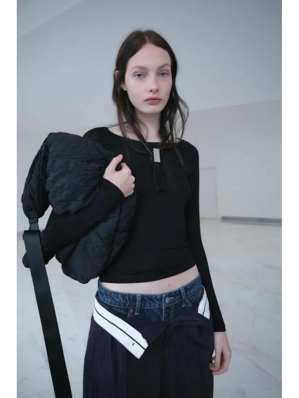 ZARA NWT WOMENS LONG SLEEVE VISCOSE SHIRT IN BLACK-SIZE SMALL